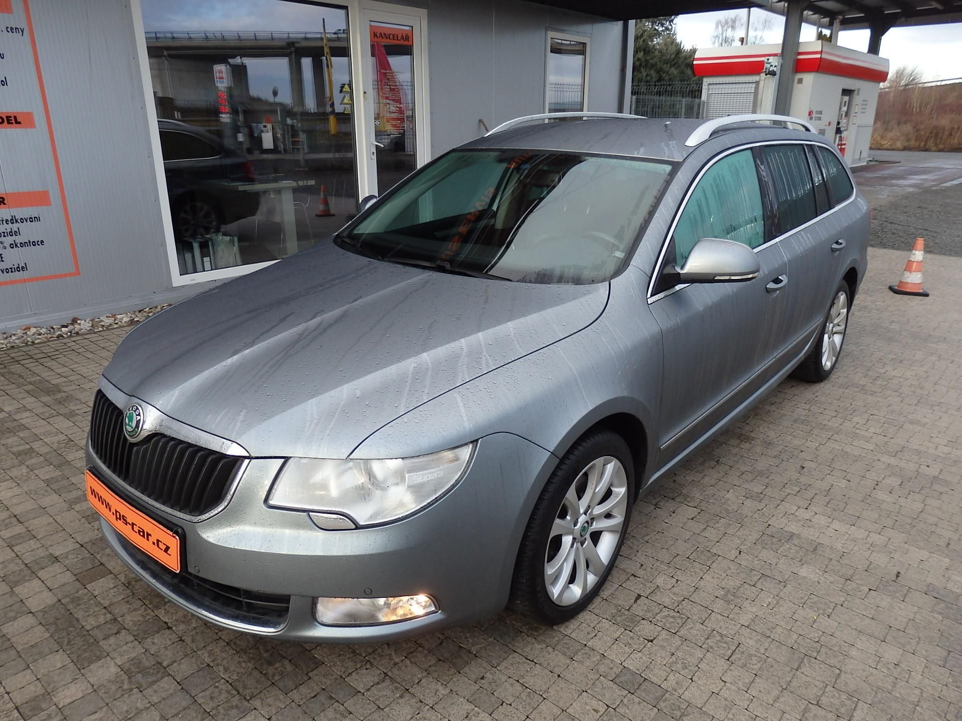 Škoda Superb, 2.0 TSI 147 kW DIGI. KLIMA - fotka 2
