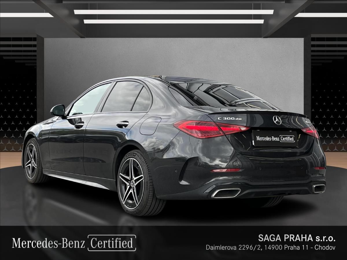 Mercedes-Benz Třídy C, C 300 de 4MATIC s hybridní tec - fotka 3