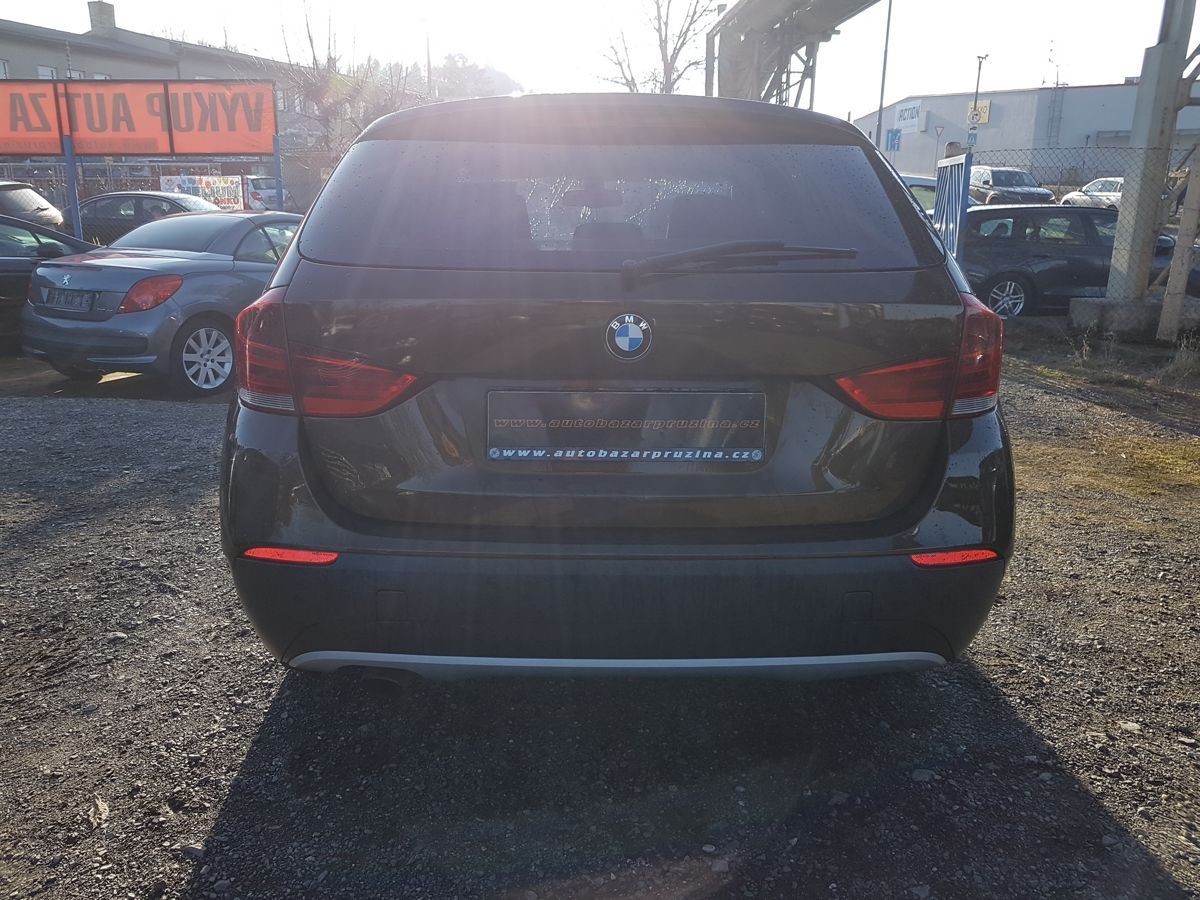 BMW X1, S-DRIVE 2.0D 130KW SERVISKA - fotka 4