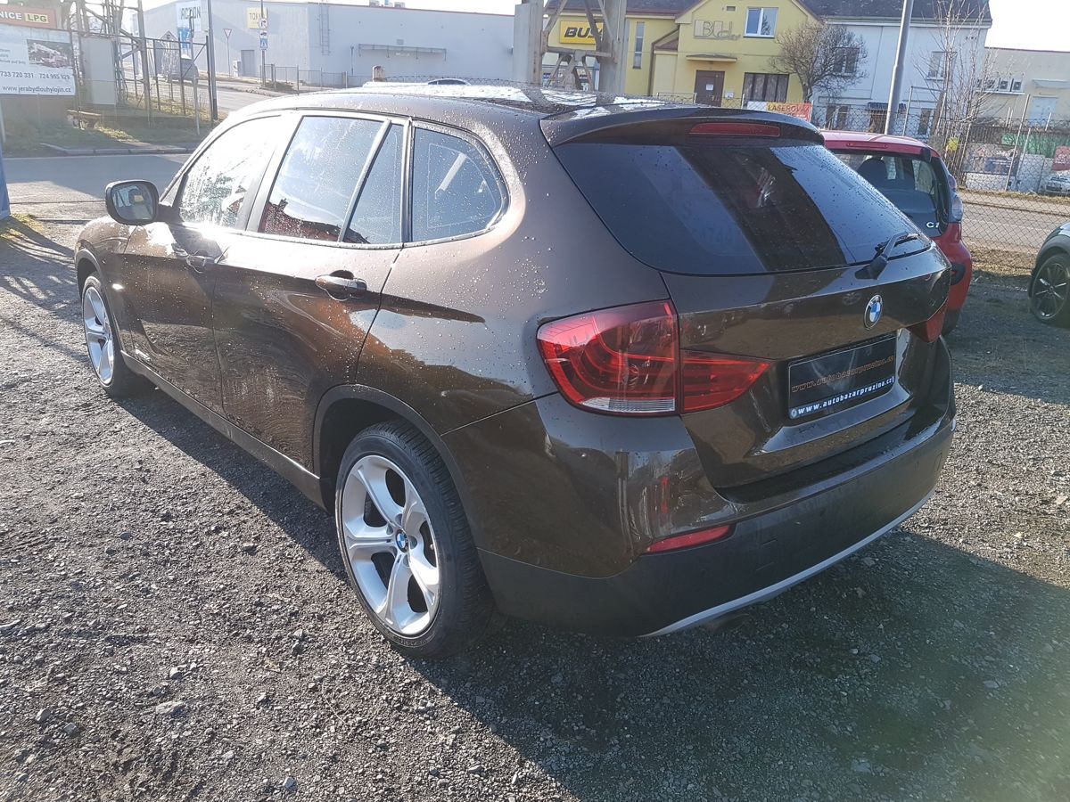BMW X1, S-DRIVE 2.0D 130KW SERVISKA - fotka 3