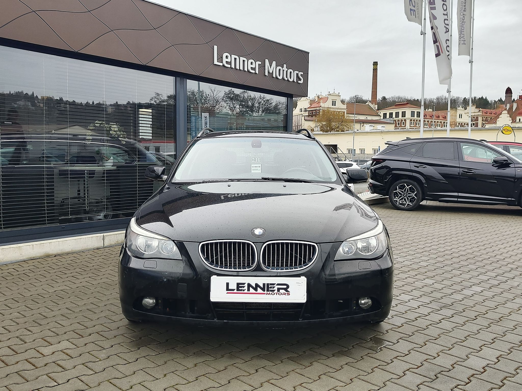 BMW Řada 5, 525D/130kW - fotka 2