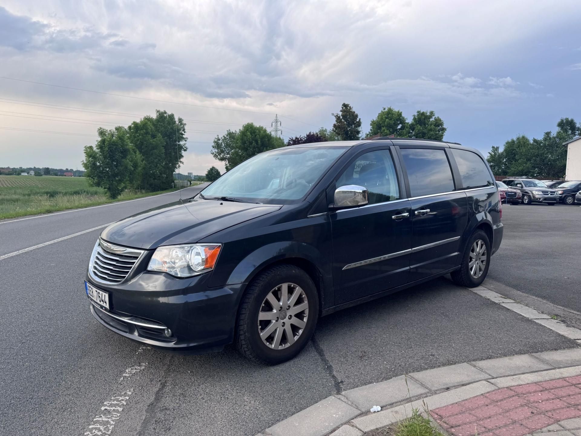 Chrysler Town & Country, 3,6 LPG Limited DVD 2012 - fotka 2