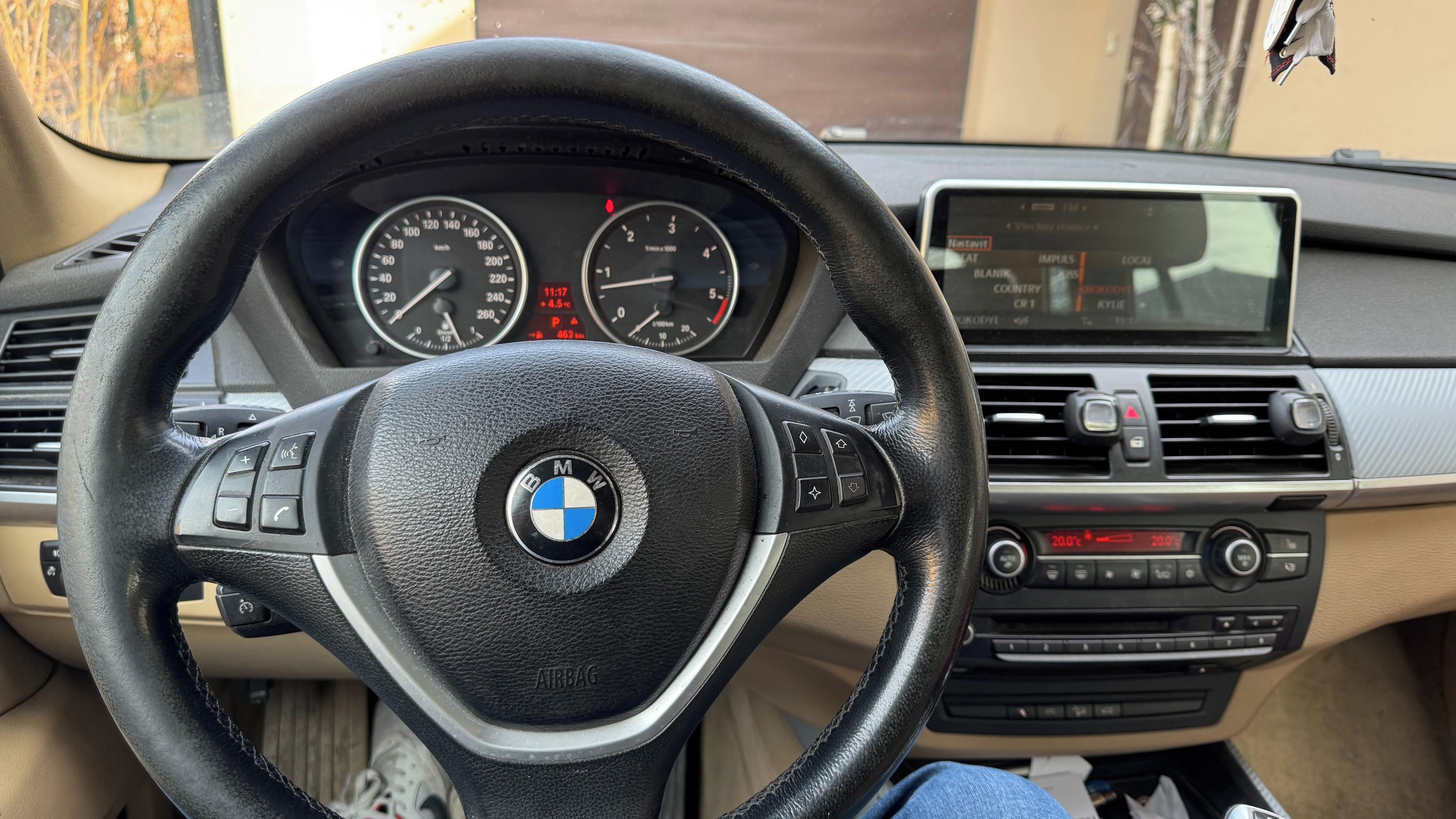 BMW X5, Nová STK - fotka 5