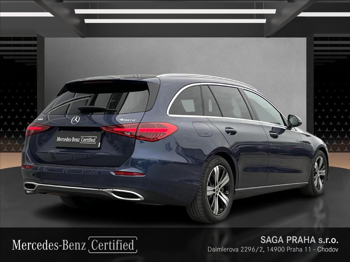 Mercedes-Benz Třídy C, C 300 4MATIC kombi - fotka 5