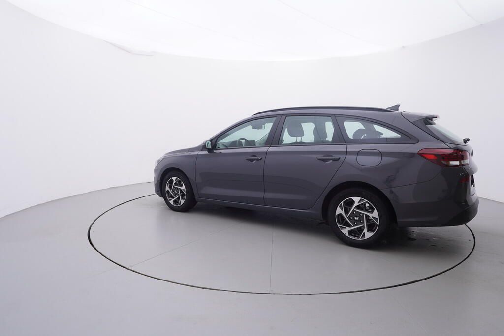 Hyundai i30, Comfort 1.0 74 kW - fotka 3