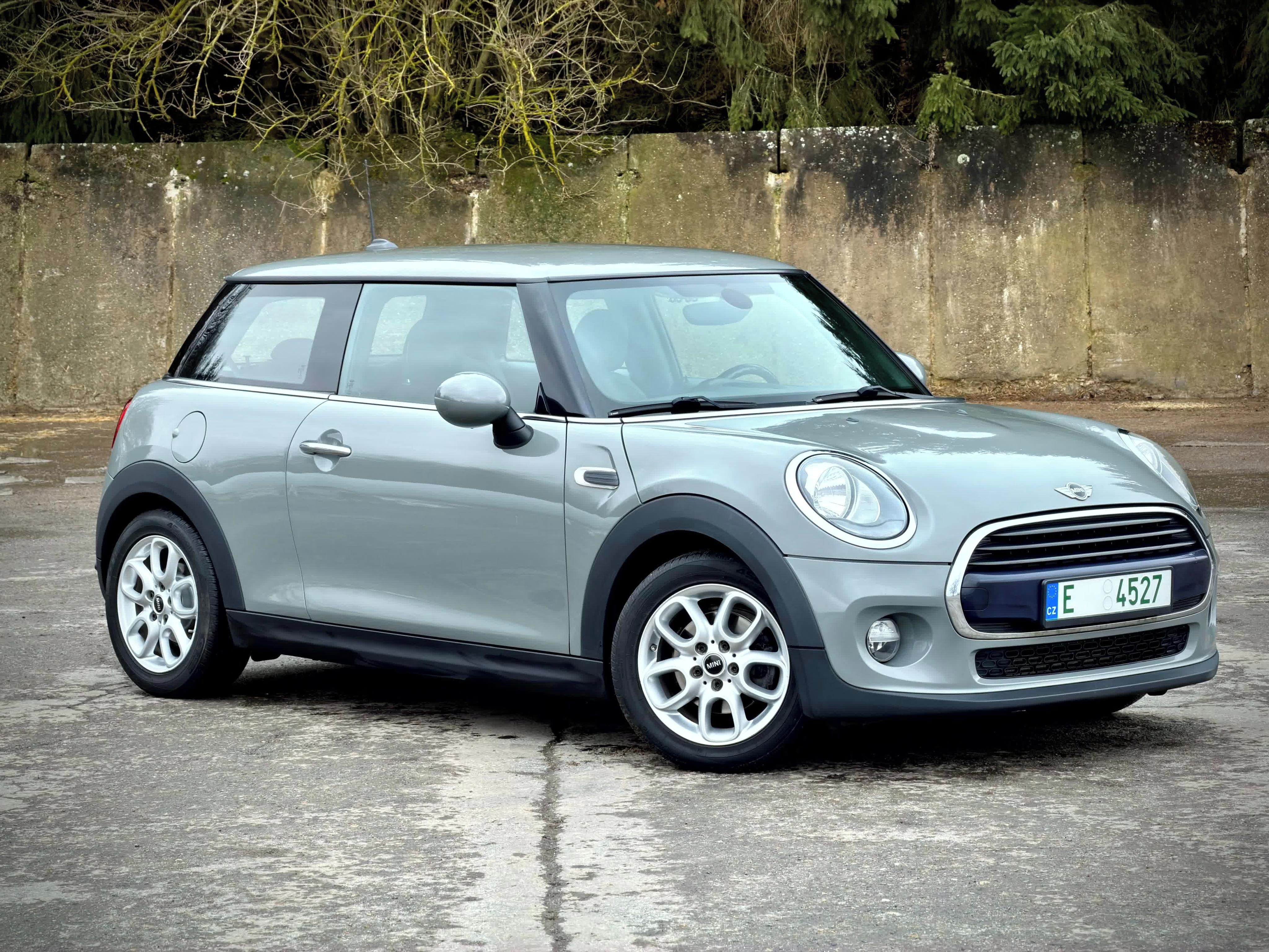 Mini Cooper, 1,5T 100kw, serviska, TOP