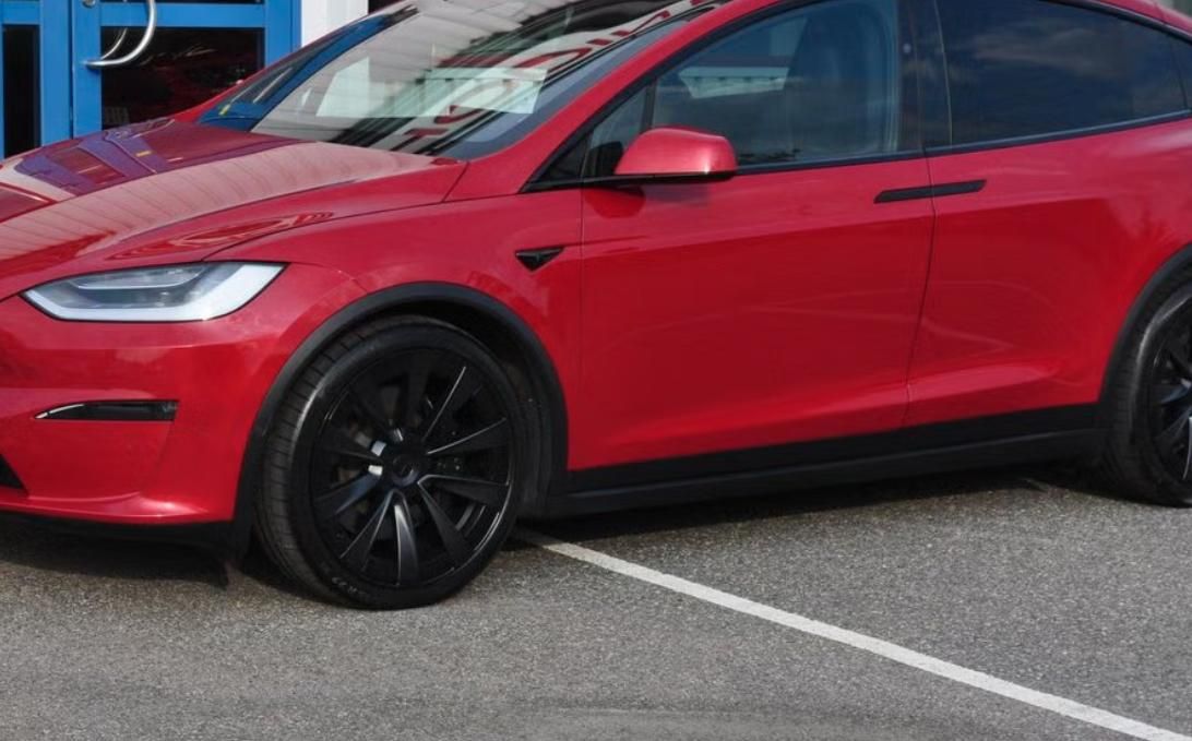 Tesla Model X, Plaid 6 míst AWD Tažné - fotka 3