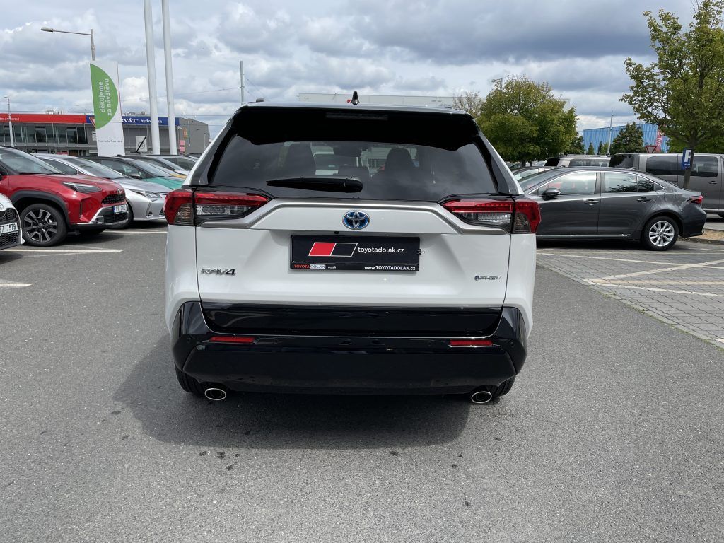 Toyota Rav4, 2.5 Plug-in Hybrid Selection - fotka 4