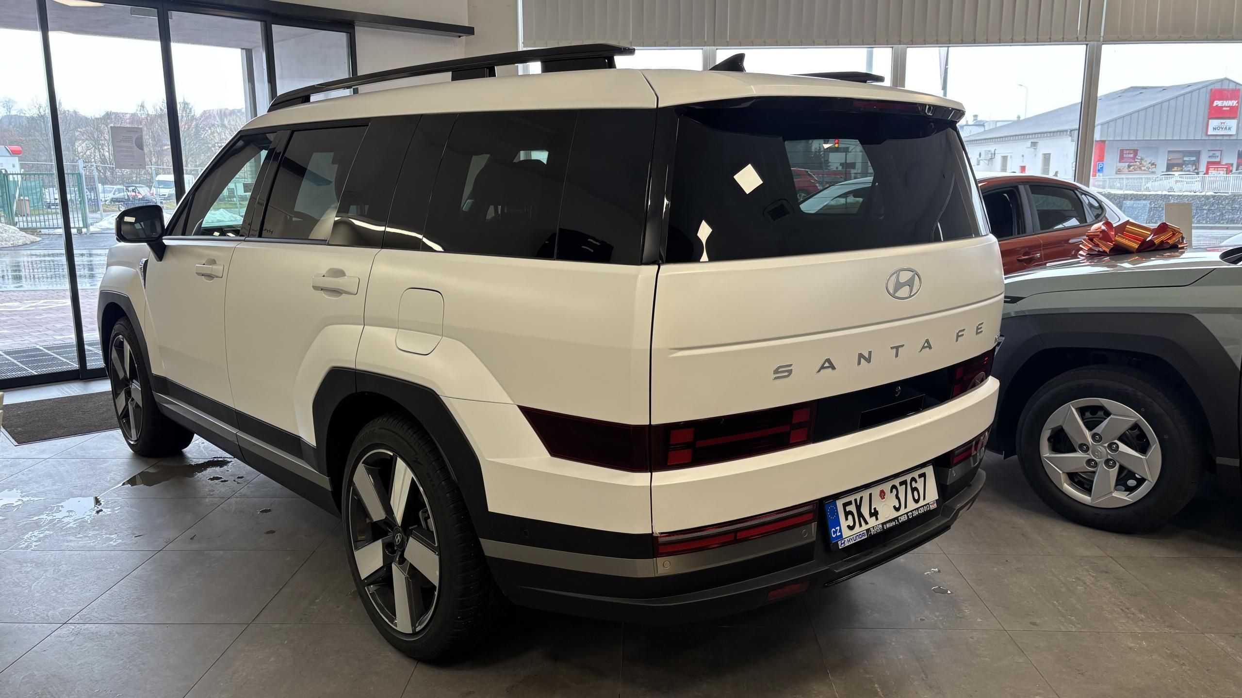 Hyundai Santa Fe, 1.6TGDI HEV 7S PREMIUM - fotka 5