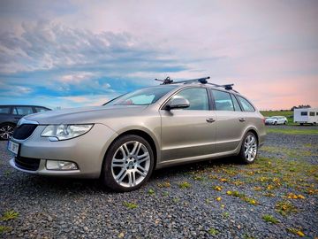 Superb 2, 2.0 TDI kombi