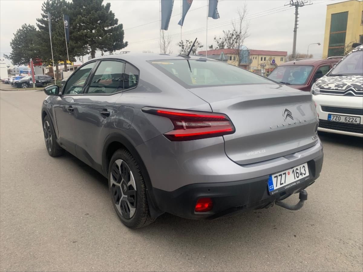 Citroën C4 X, 1,2 PureTech  ČR You 1maj - fotka 6