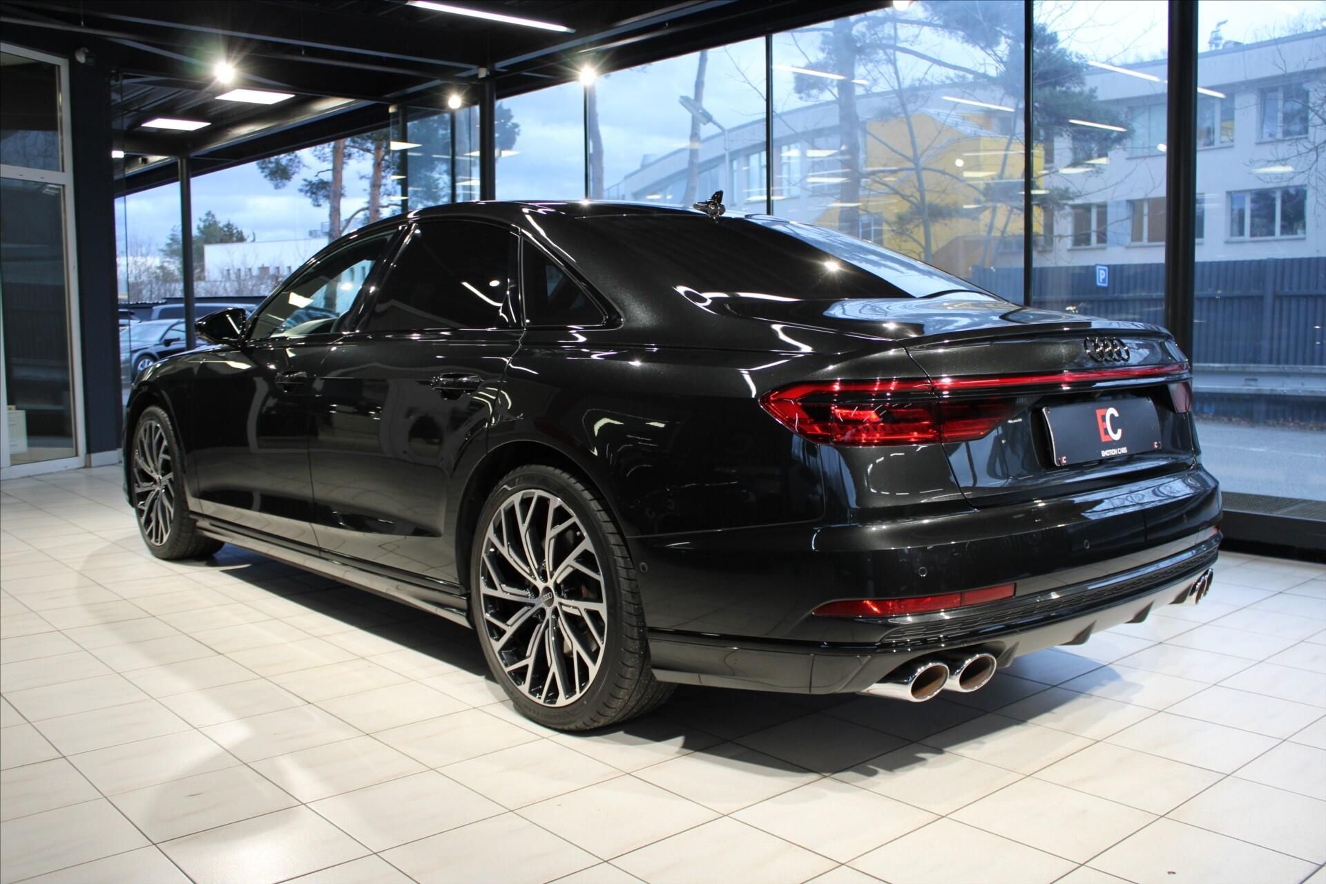 Audi S8, V8 TFSi 420kW quattro NezTop/P - fotka 4