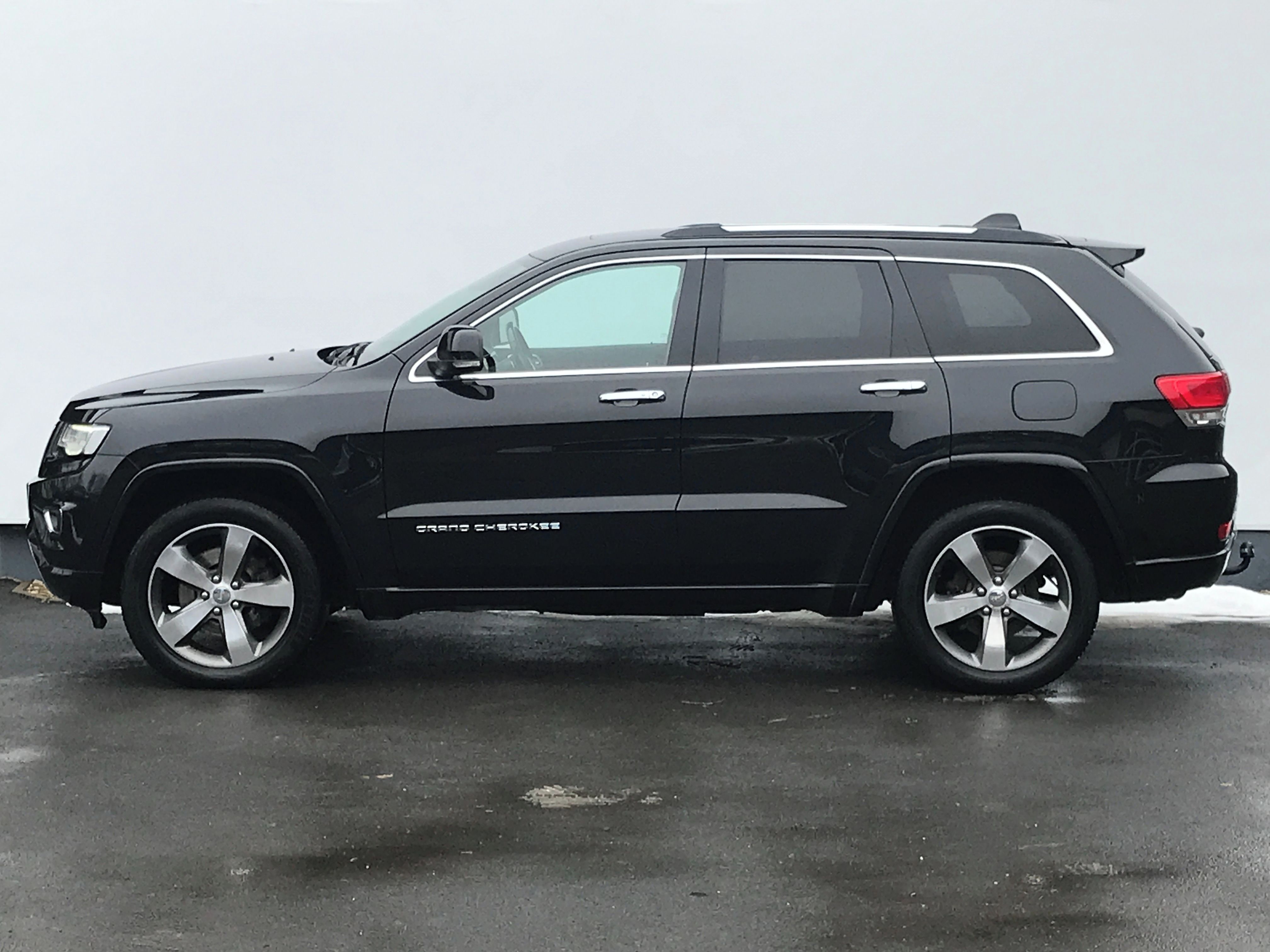 Jeep Grand Cherokee, V6 TDi 184kW 8°AT+TAŽNÉ+VZDUCH - fotka 3