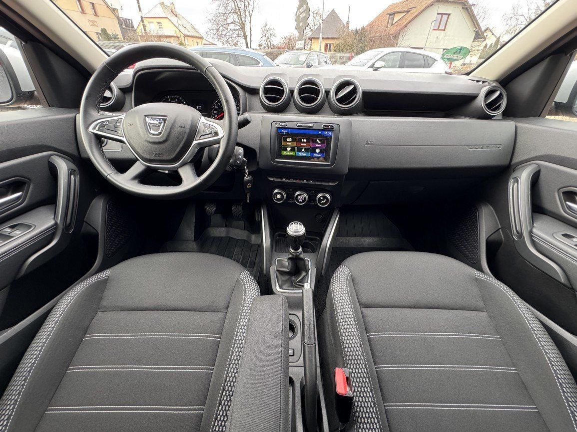 Dacia Duster, 1.6i Navi Digi Klima Kamera - fotka 6
