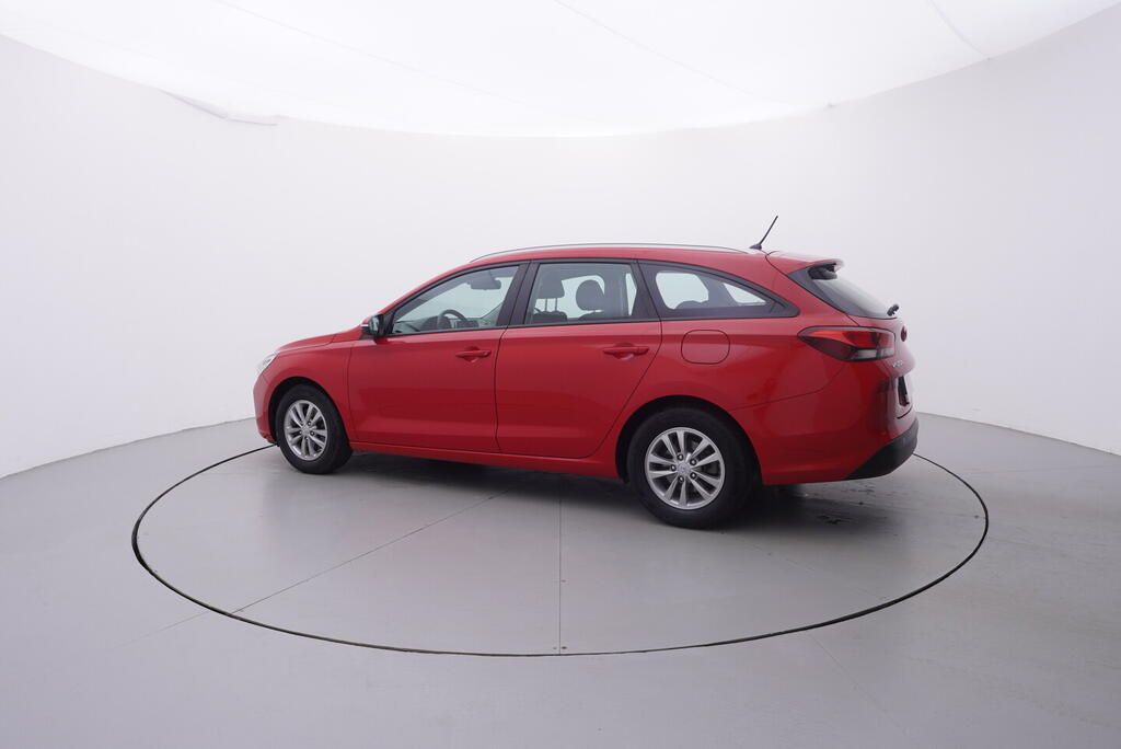 Hyundai i30, 1.0 GDi 88 kW - fotka 3