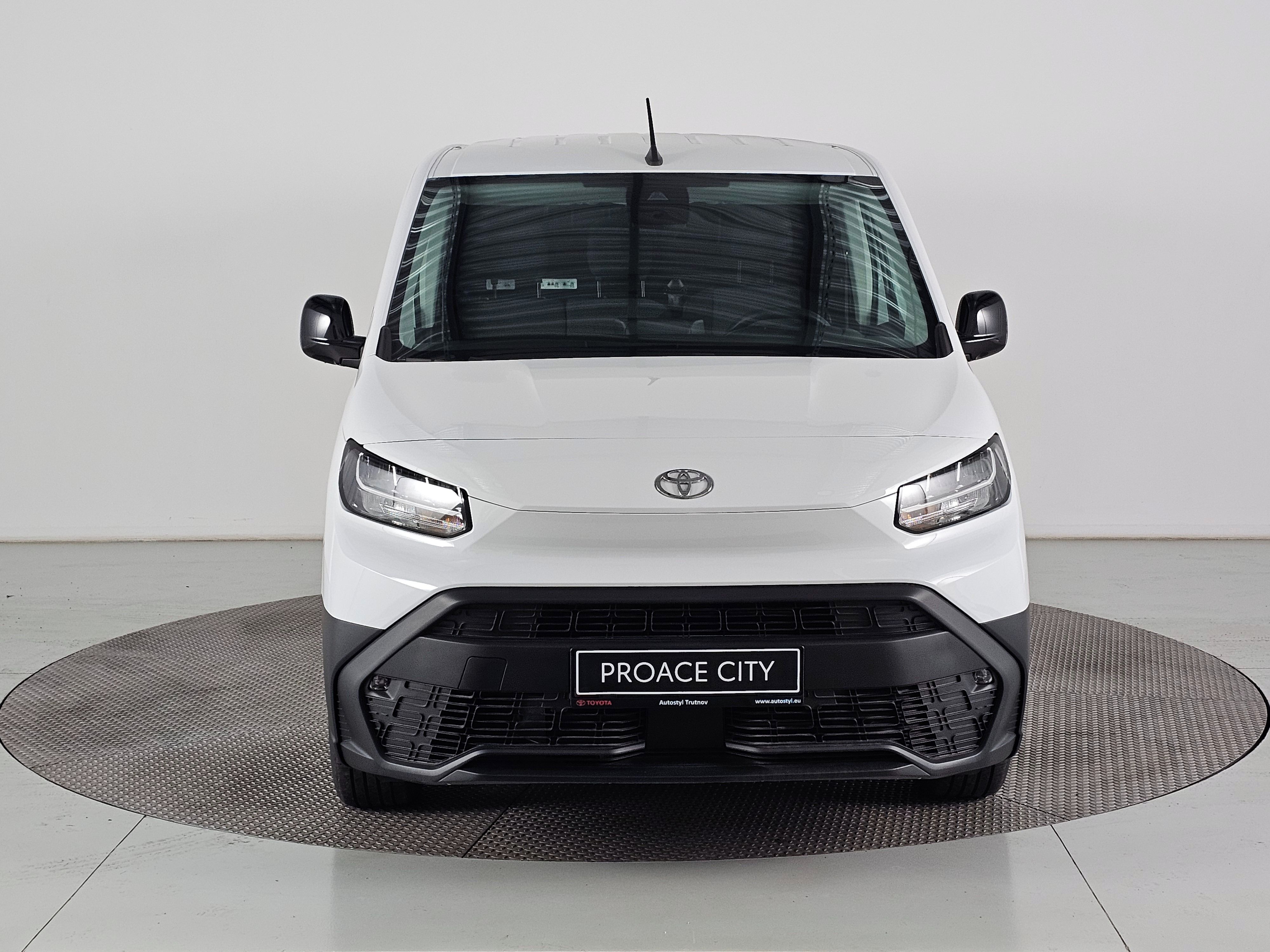 Toyota Proace City, VAN Short 1.5D 6MT Active - fotka 3
