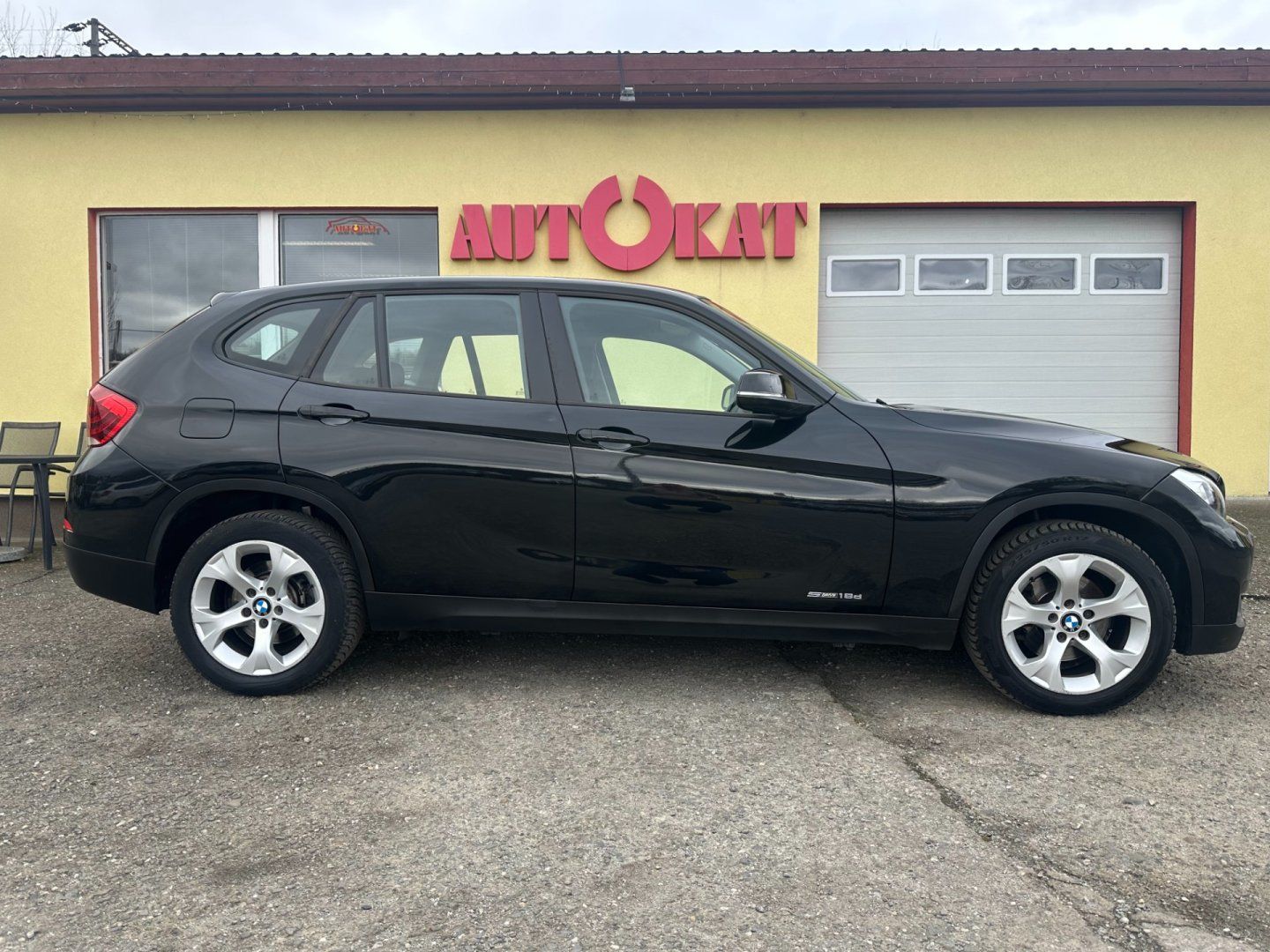 BMW X1, 2.0D SDrive/Automat/95tisKM - fotka 2