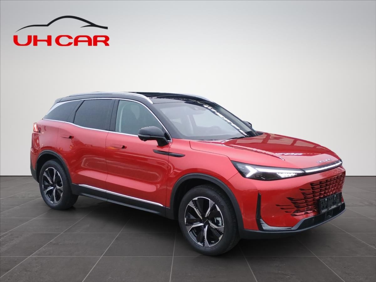 BAIC X7, 1,5 4x2  1.5T+7DCT - fotka 3