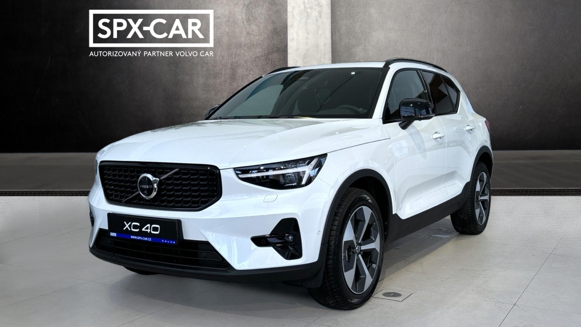 Volvo XC40, ULTRA DARK, B4 FWD, 145+10 kW