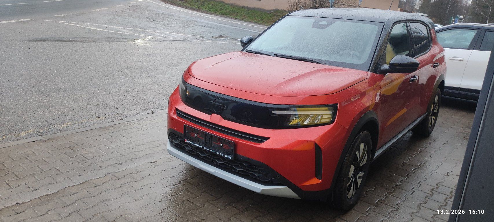 Opel Frontera, HYBRID GS 1,2 TURBO 81kW 7míst - fotka 2