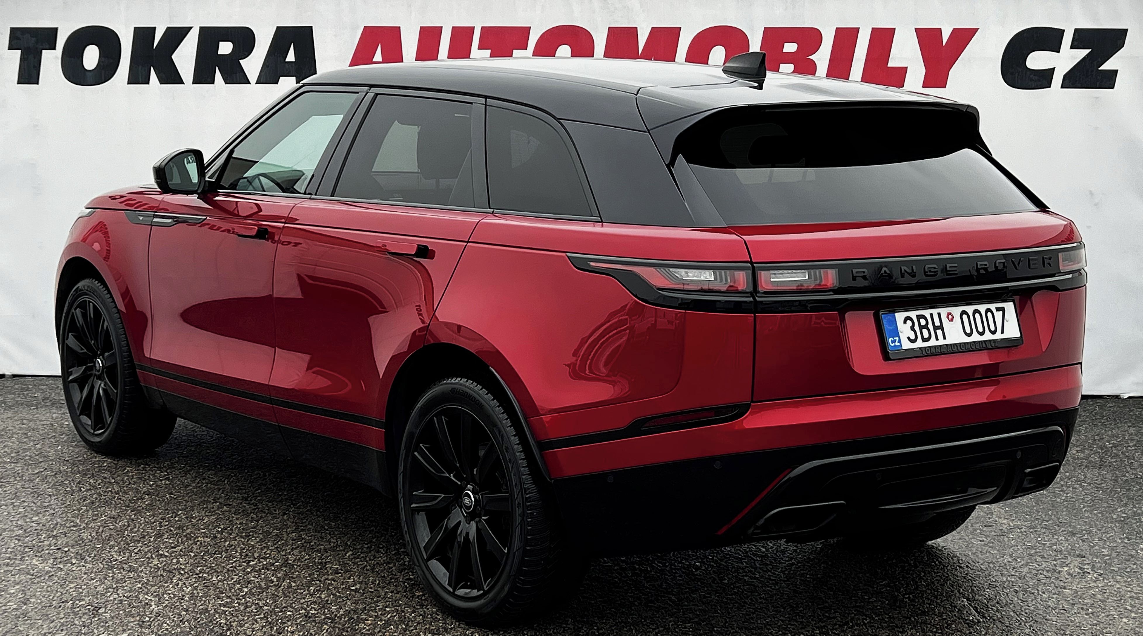 Land Rover Range Rover Velar, D300 AWD R-Dynamic ACC LED DPH - fotka 4