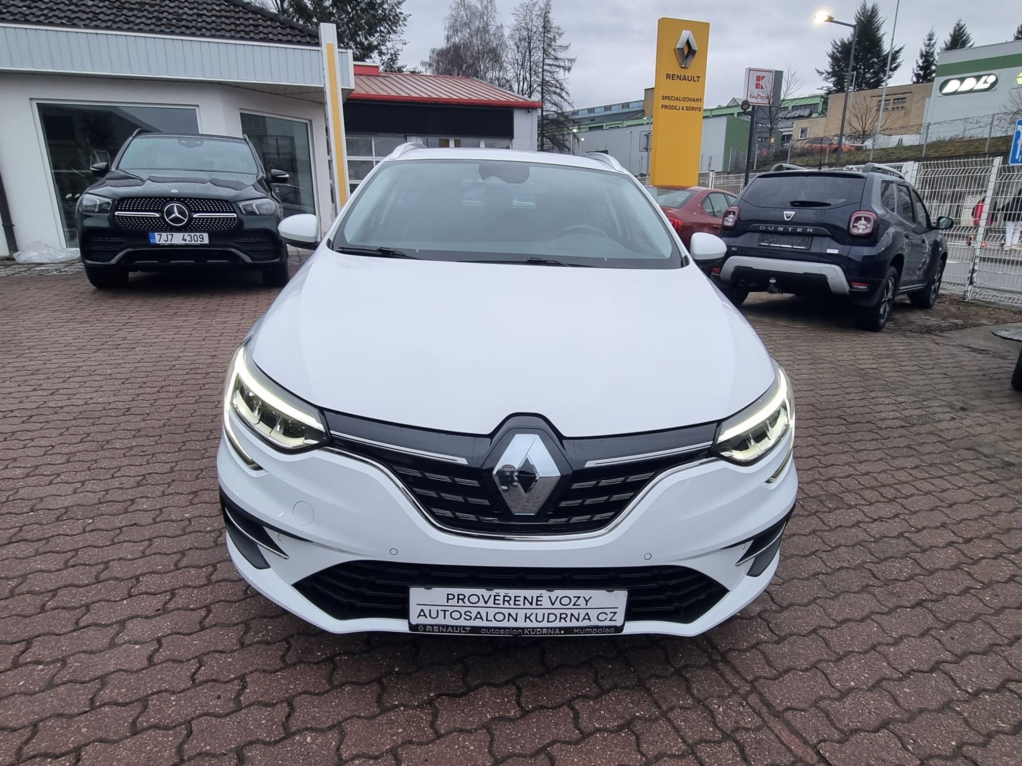 Renault Mégane, Techno 1.3 TCe 140 EDC - fotka 2