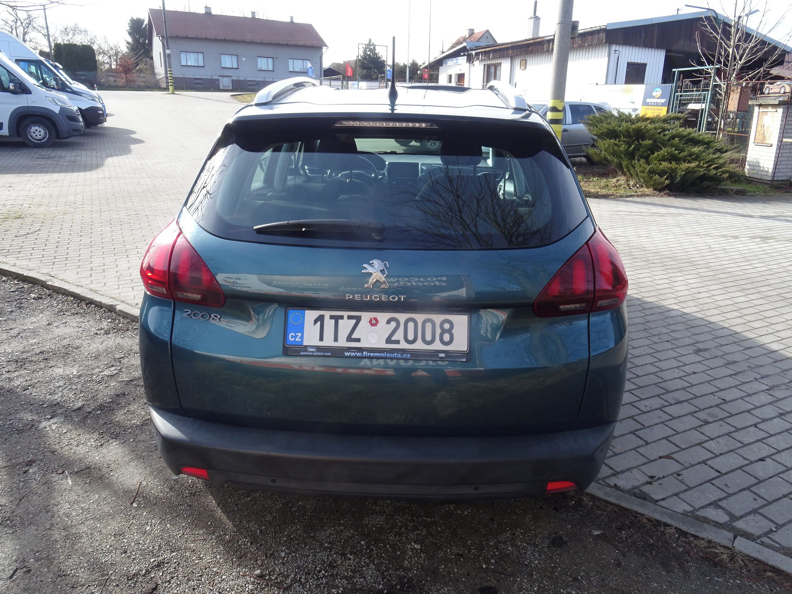 Peugeot 2008, 1.6 HDI 2.MAJITEL - fotka 5