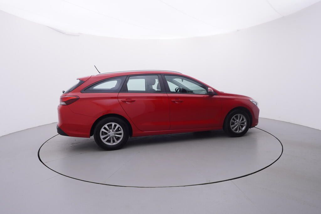 Hyundai i30, 1.0 GDi 88 kW - fotka 6