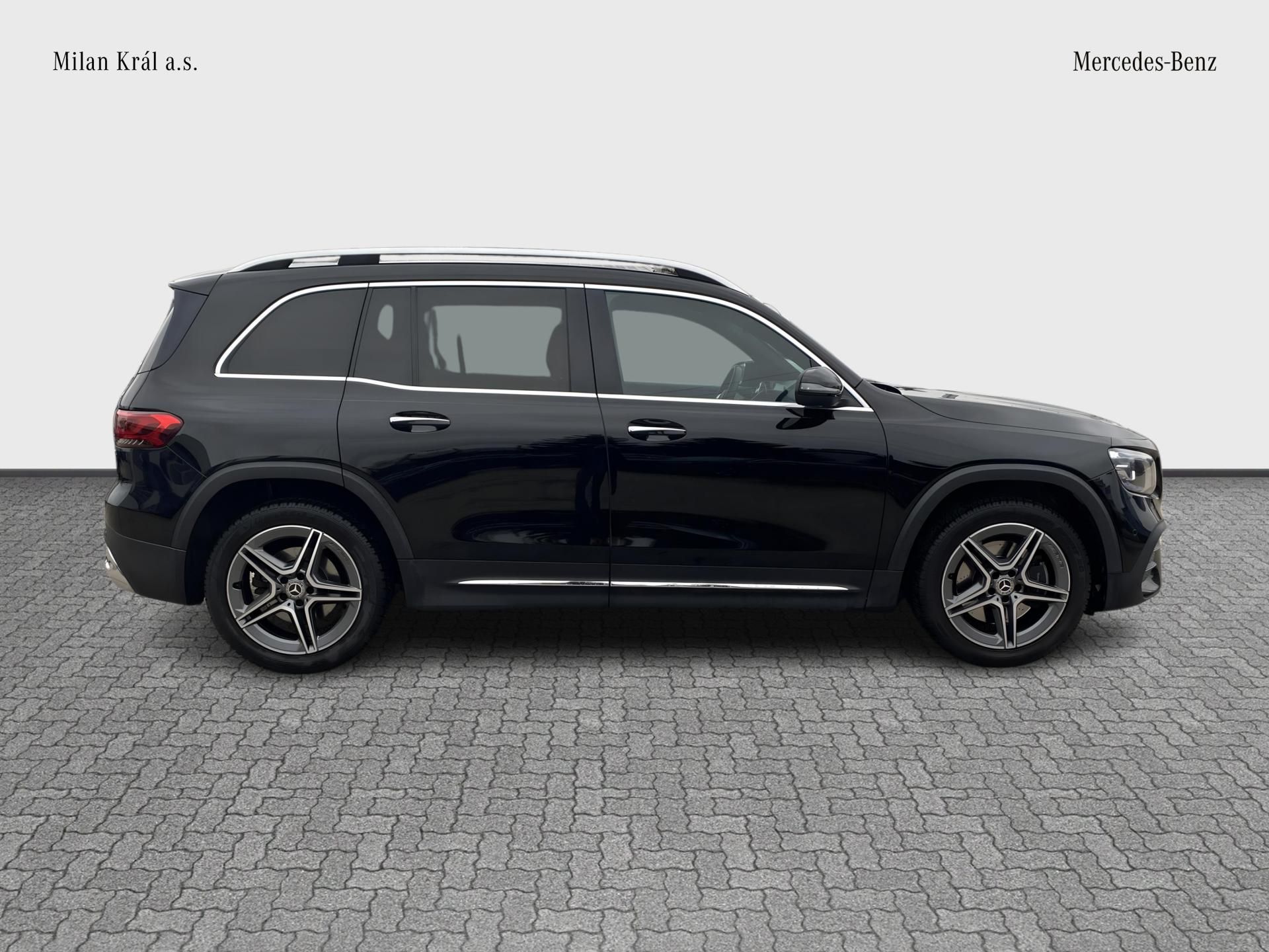Mercedes-Benz GLB, GLB 250 AMG 4M - fotka 6