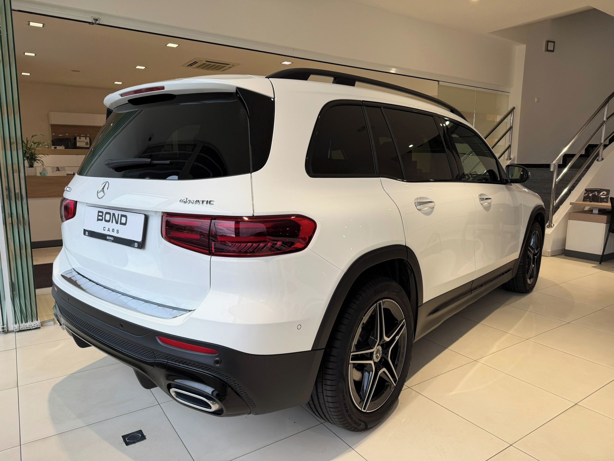 Mercedes-Benz GLB, 200 d 4M/AMGPREMIU/LED/ESP/TOP - fotka 3