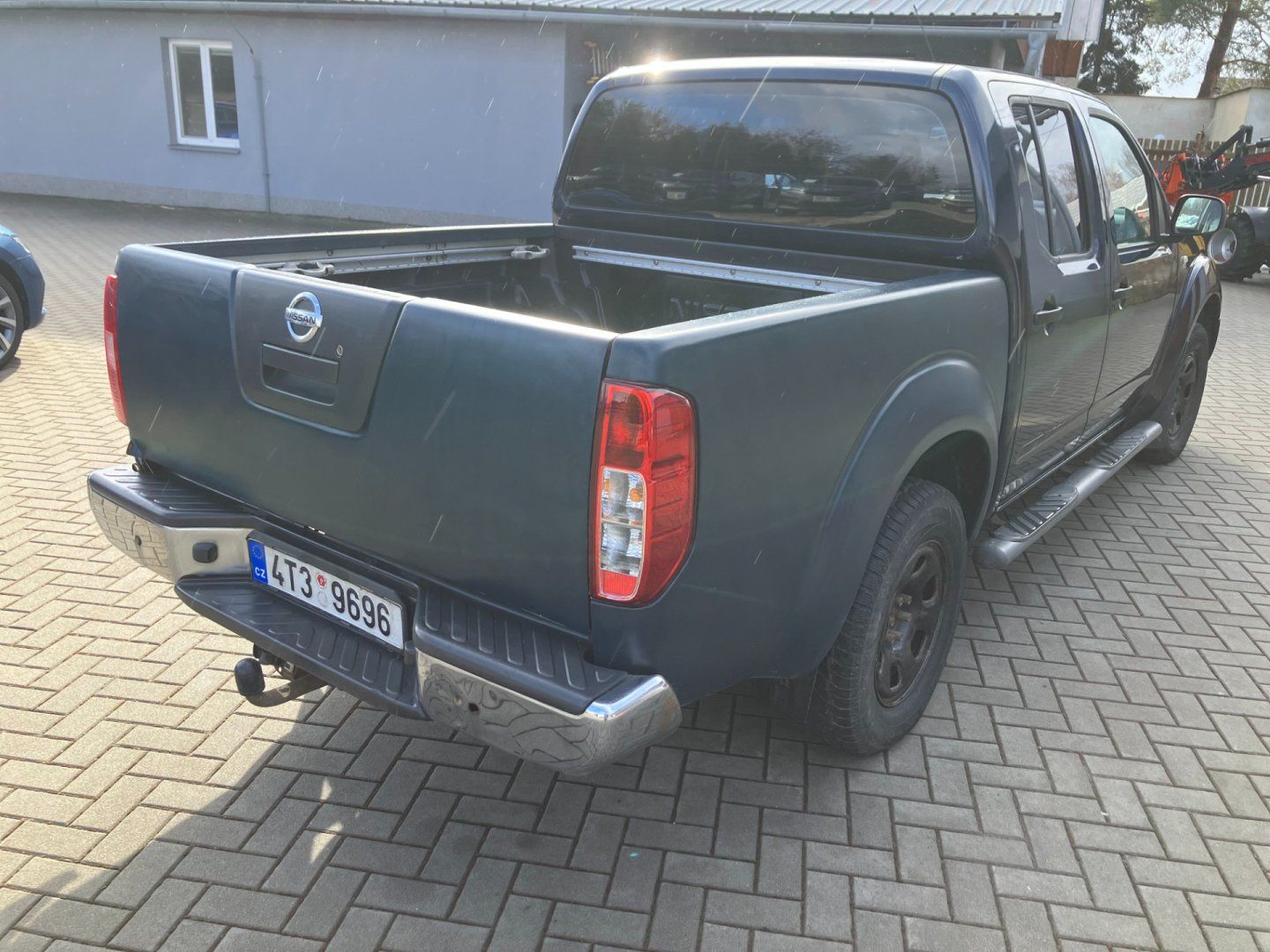 Nissan Navara, 2.5DCI 4WD DOUBLE CUB - fotka 6