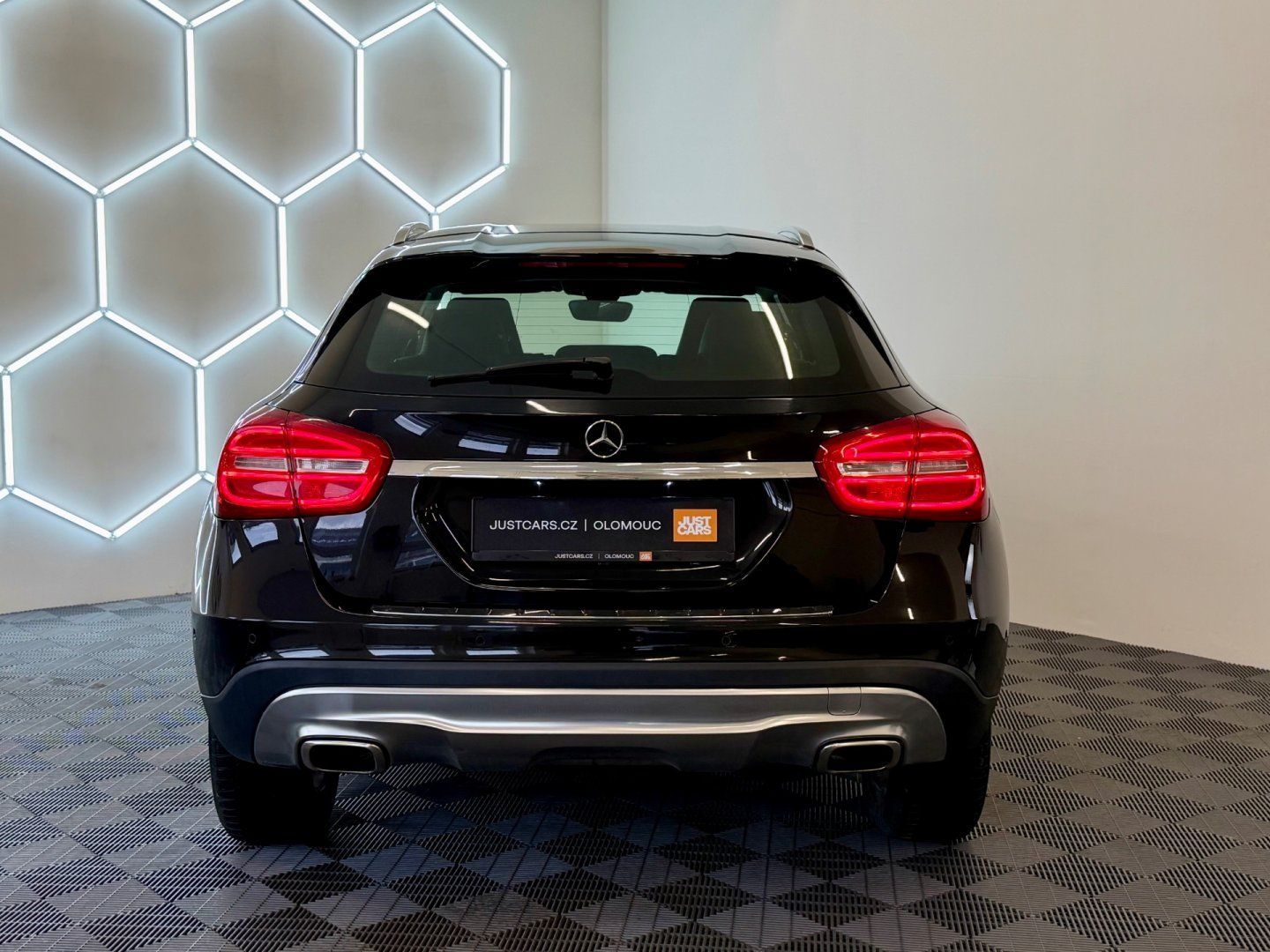 Mercedes-Benz GLA, 200d, 100kW, 4x4, ČR - fotka 5