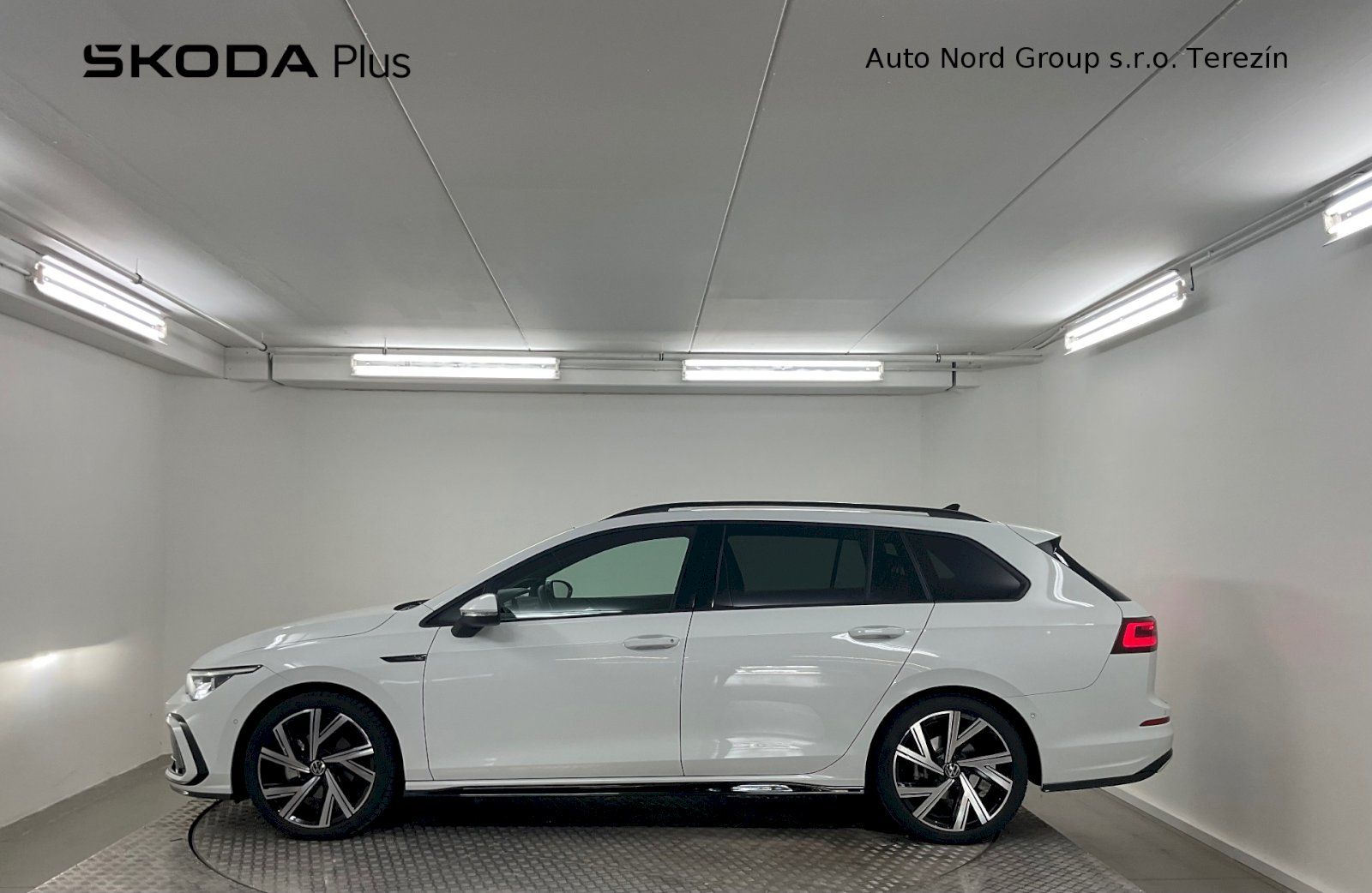 Volkswagen Golf Variant, 1.5 TSI EVO 110kW mHEV R-Line - fotka 3