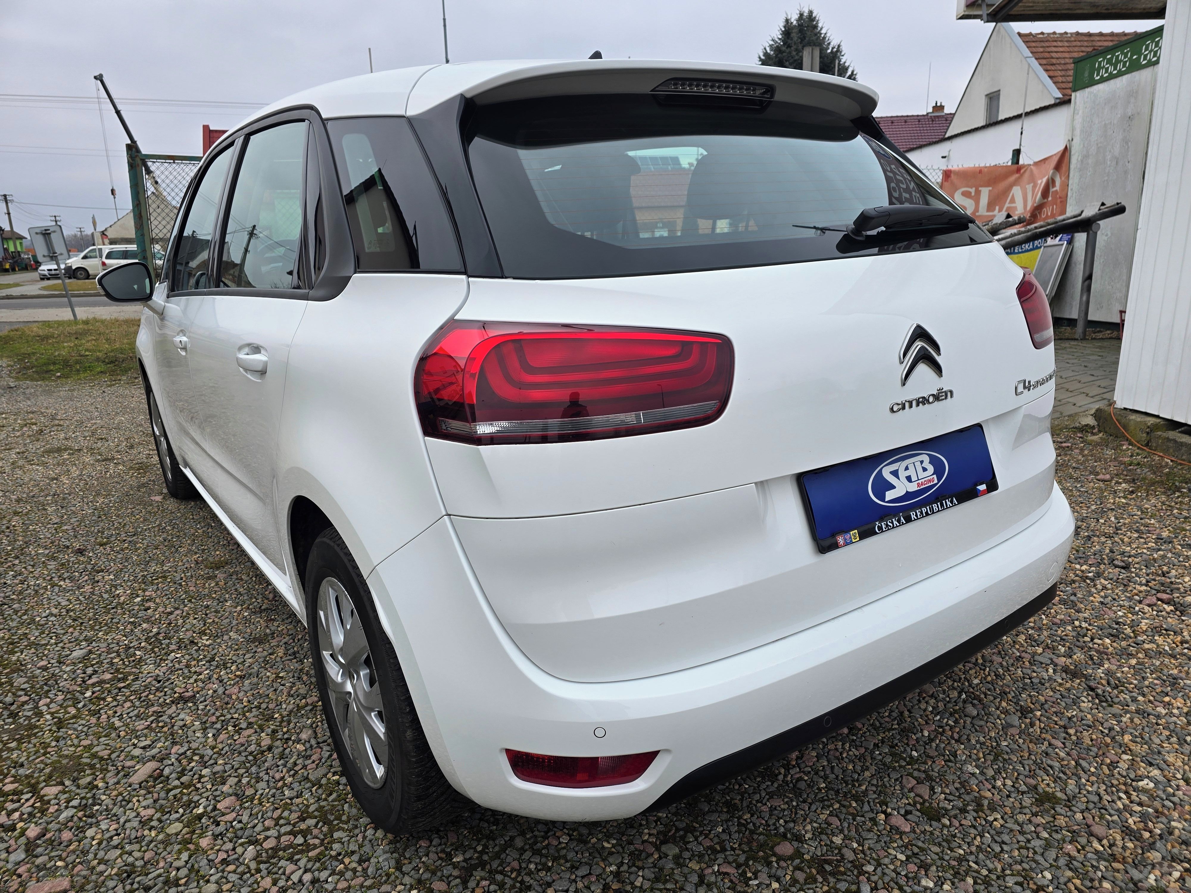 Citroën C4 SpaceTourer, 1,2i 130 S&S  AT 8°zálohováno - fotka 5