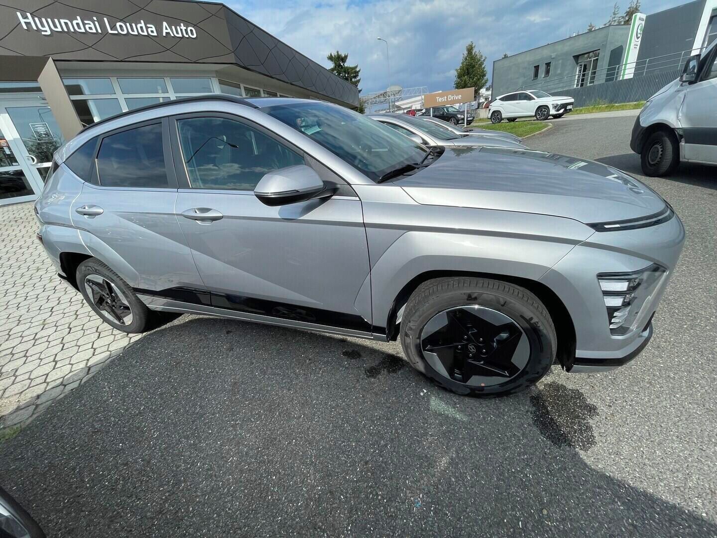 Hyundai Kona, EV SX2 Czech Edition POWER 64, - fotka 4