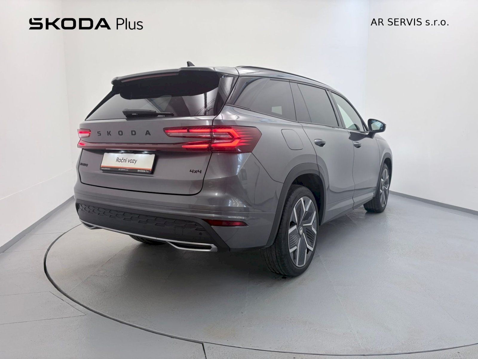 Škoda Kodiaq, Sportline 2.0TDI/142kW 4x4 7DS - fotka 2