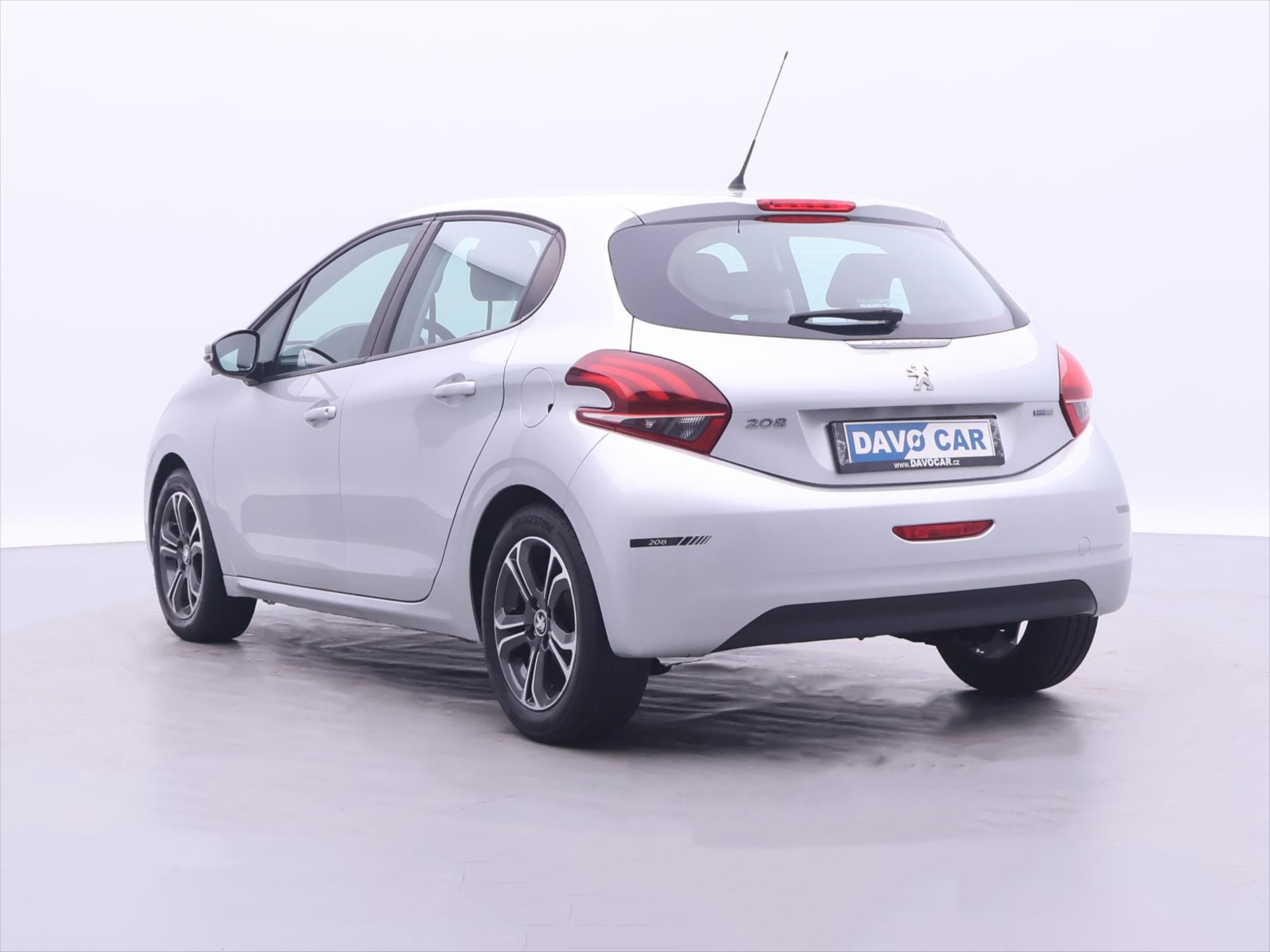 Peugeot 208, 1,2 PureTech 60kW CZ Active - fotka 5