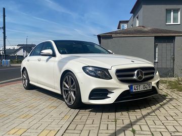 Mercedes-Benz E250i