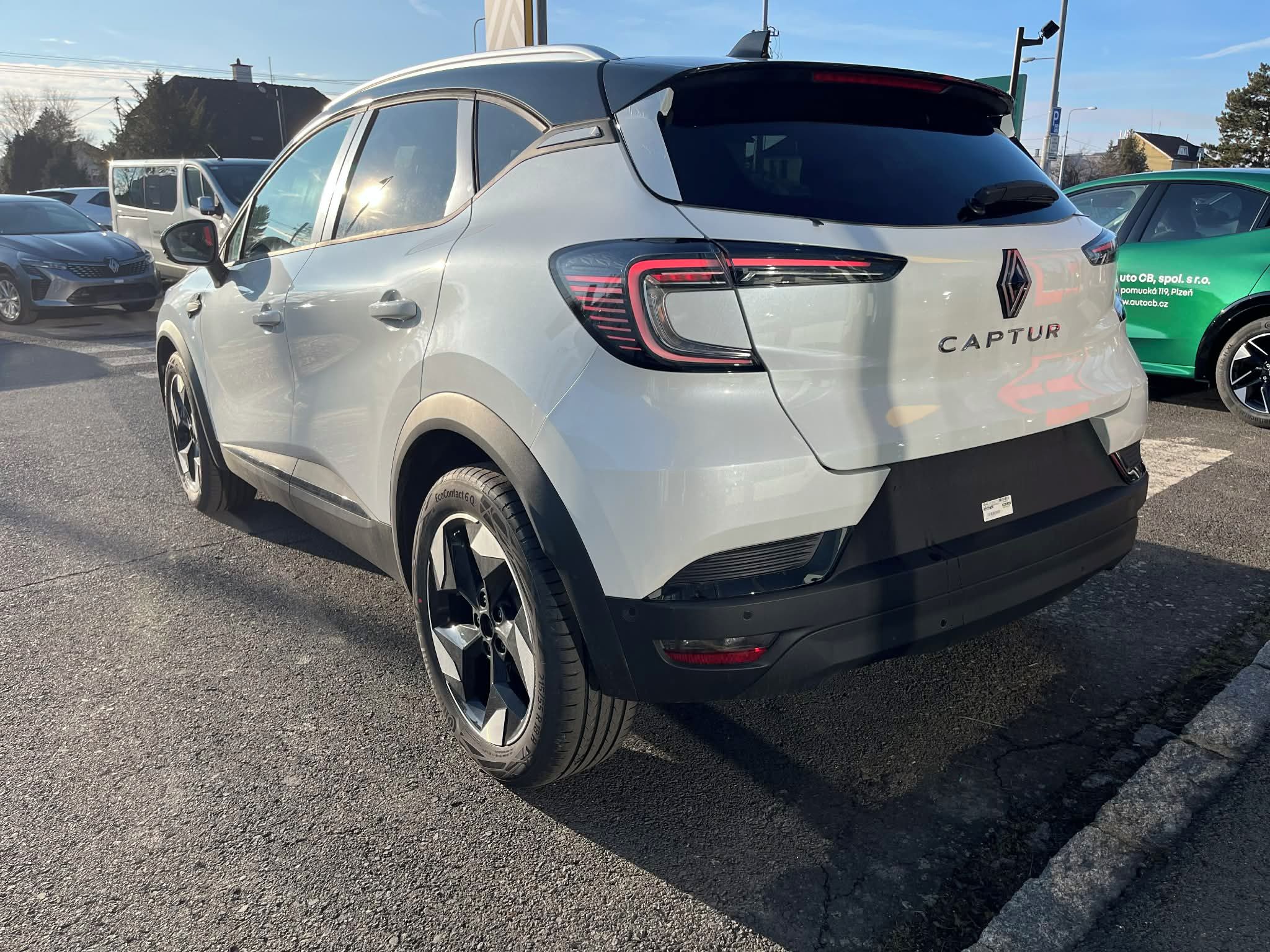 Renault Captur, techno mild hybrid 140 EDC - fotka 6