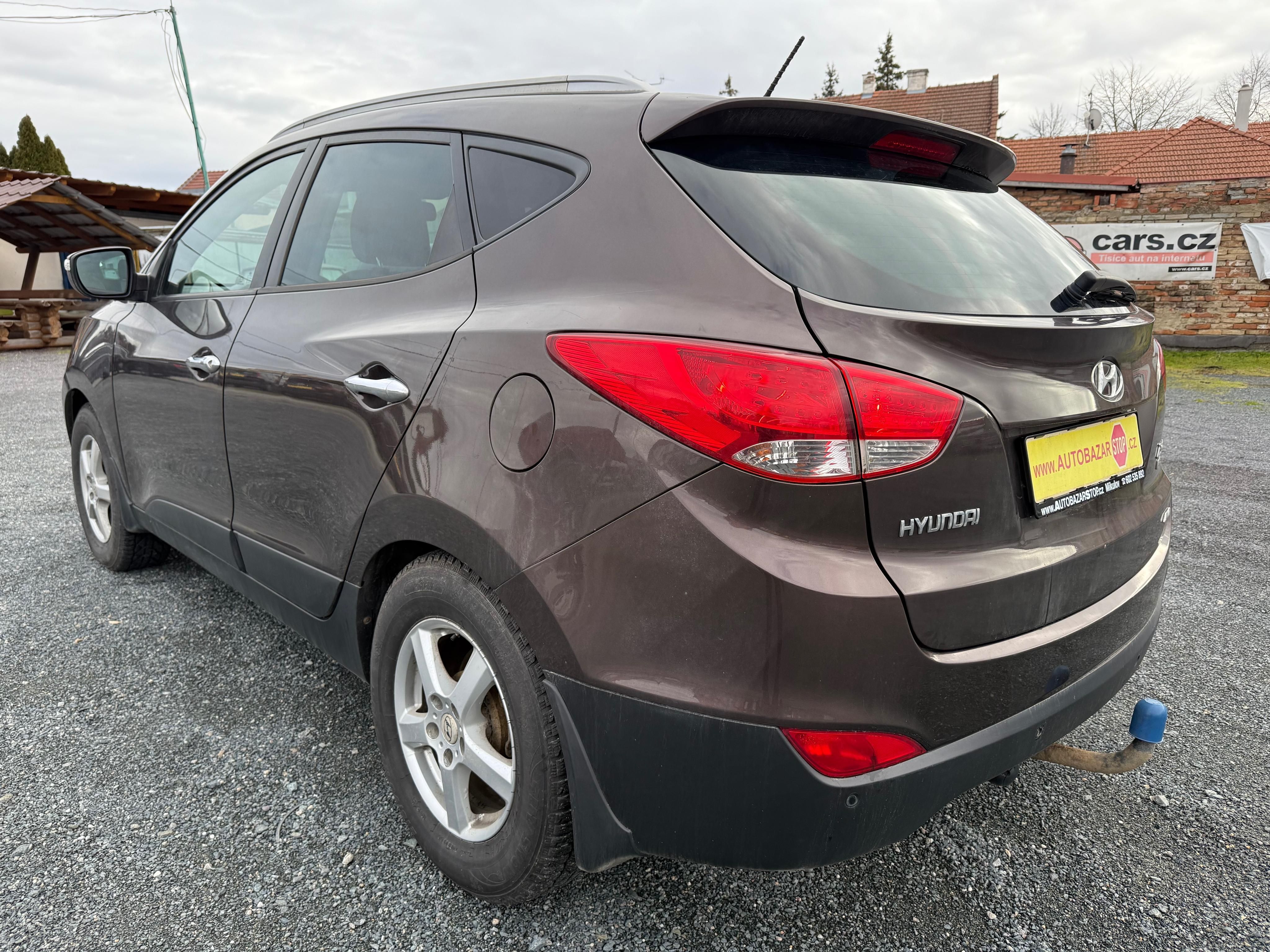 Hyundai ix35, 2.0 CRDI 4x4 100kW CZ 2.MAJ - fotka 4