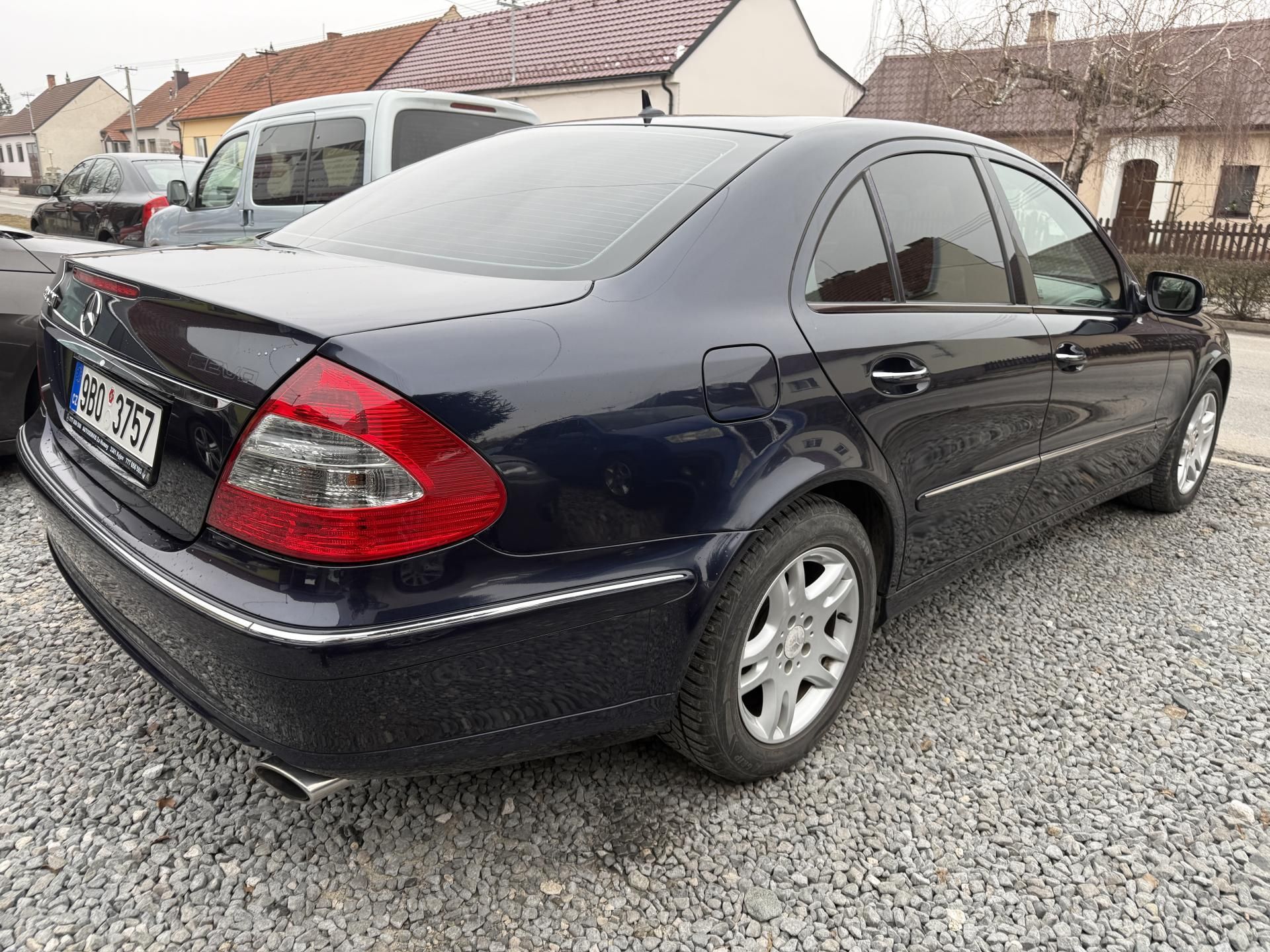 Mercedes-Benz Třídy E, E 280 CDI - fotka 5