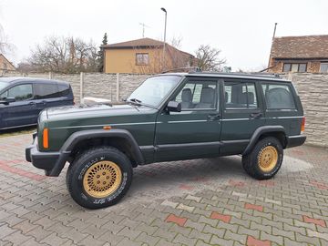 2,5TD,85kW,4x4,tažné