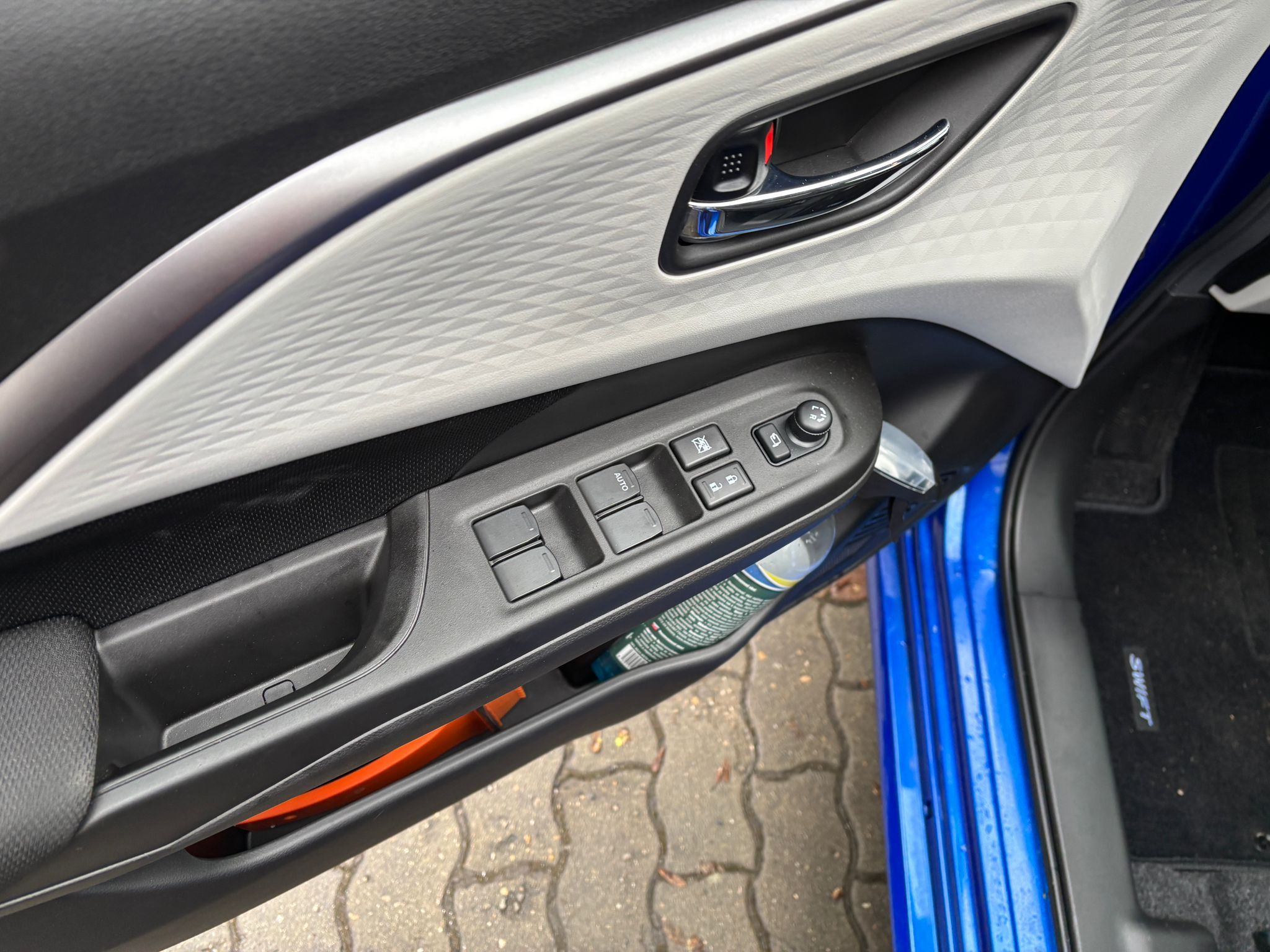 Suzuki Swift, 1,2 Elegance AllGrip Hybrid - fotka 5