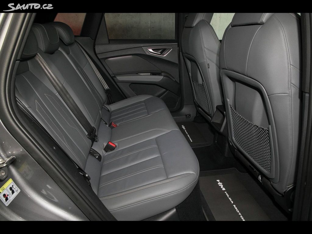 AUDI Q4 E-TRON 50 QUATTRO S LINE