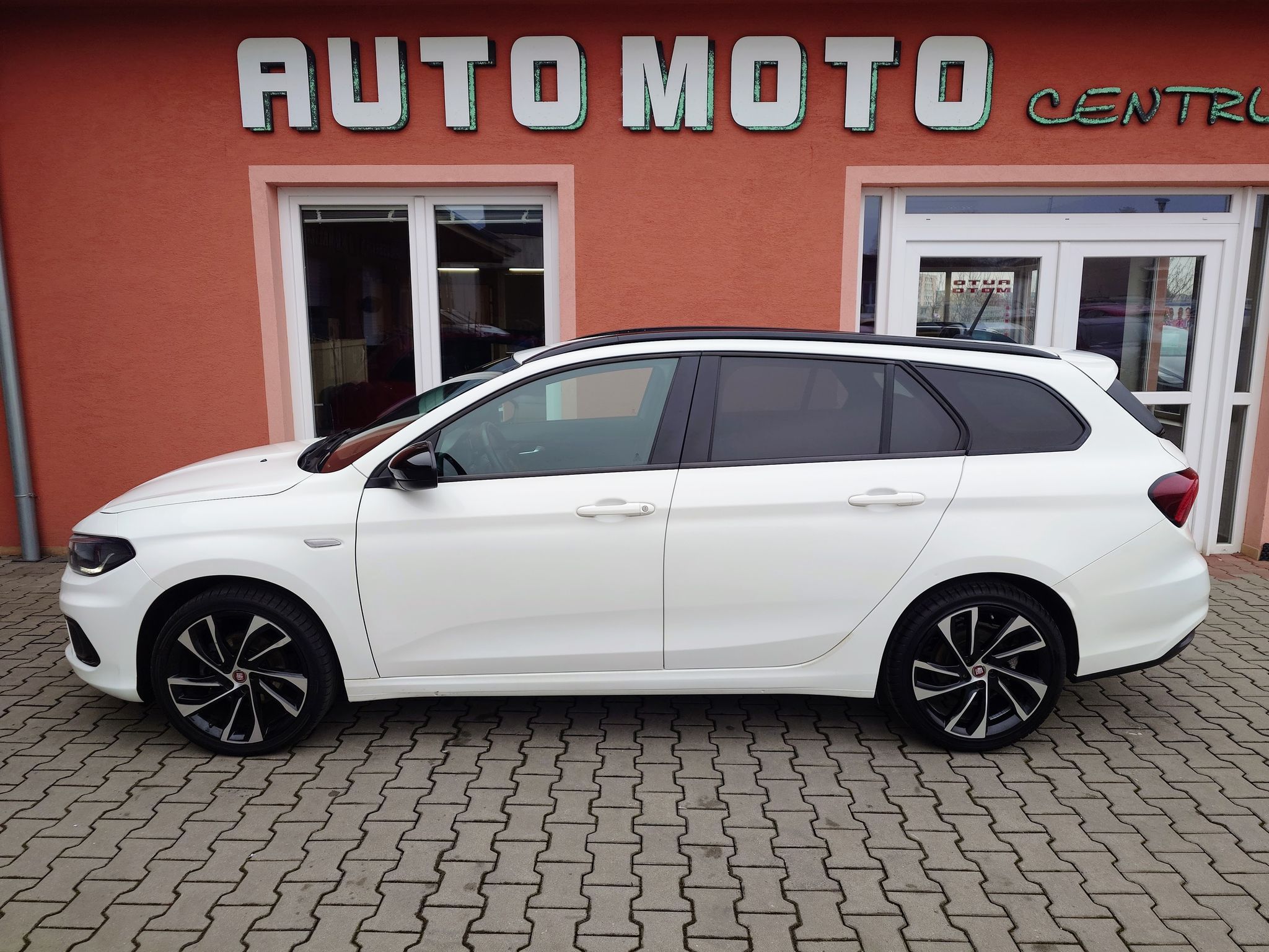 Fiat Tipo, 1.6 JTDM S-Design 88 kW - fotka 2