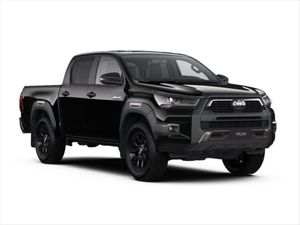 Toyota Hilux, 2,8 AT  Invincible