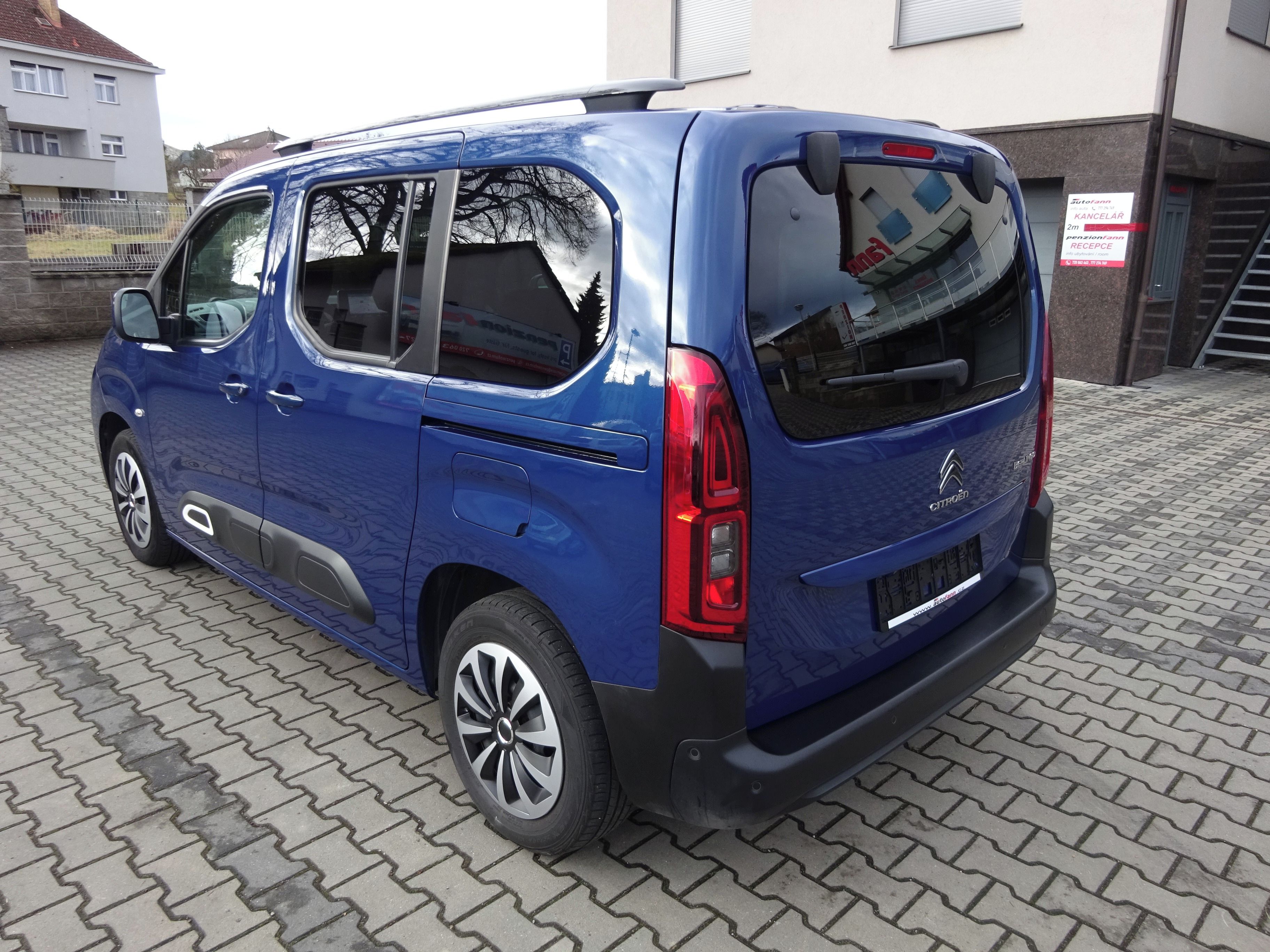 Citroën Berlingo, 1.2Tce 81kW.Pure Tech. Sv. kn. - fotka 5