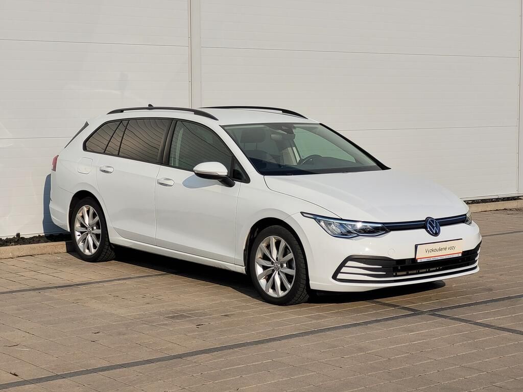 Volkswagen Golf Variant, Life 1.5 TSI 110 kW - fotka 2