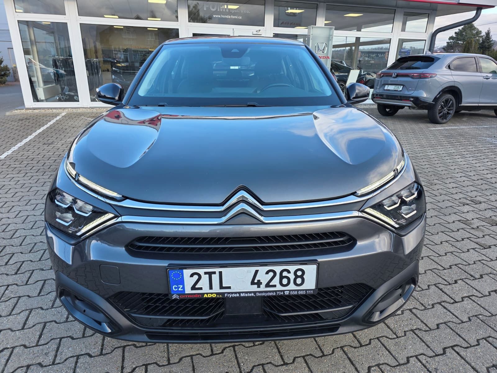 Citroën C4, 1,2 Puretech 130 - záruka 6/28 - fotka 2