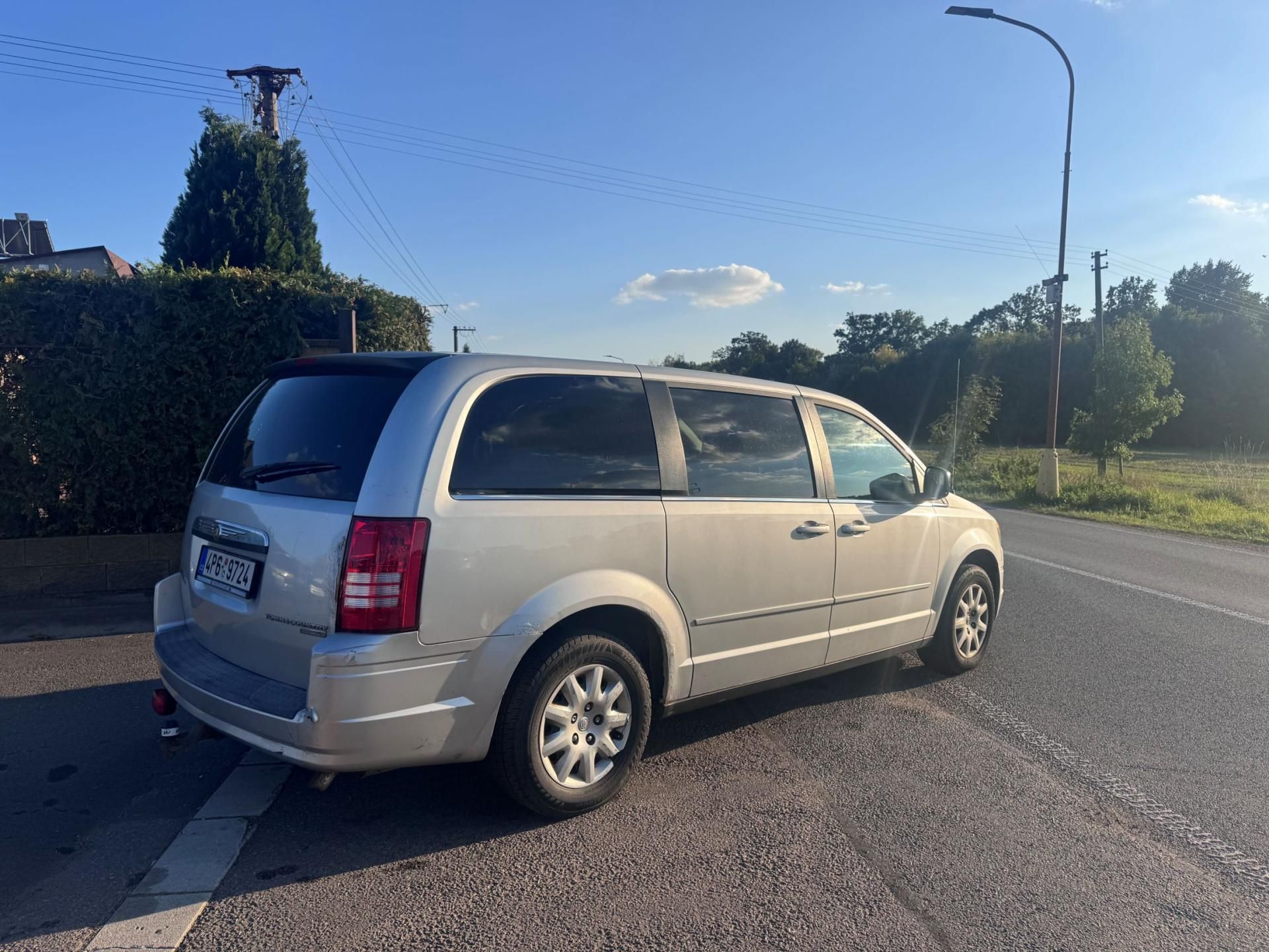 Chrysler Town & Country, 3,3 V6 RT 2009 - fotka 4